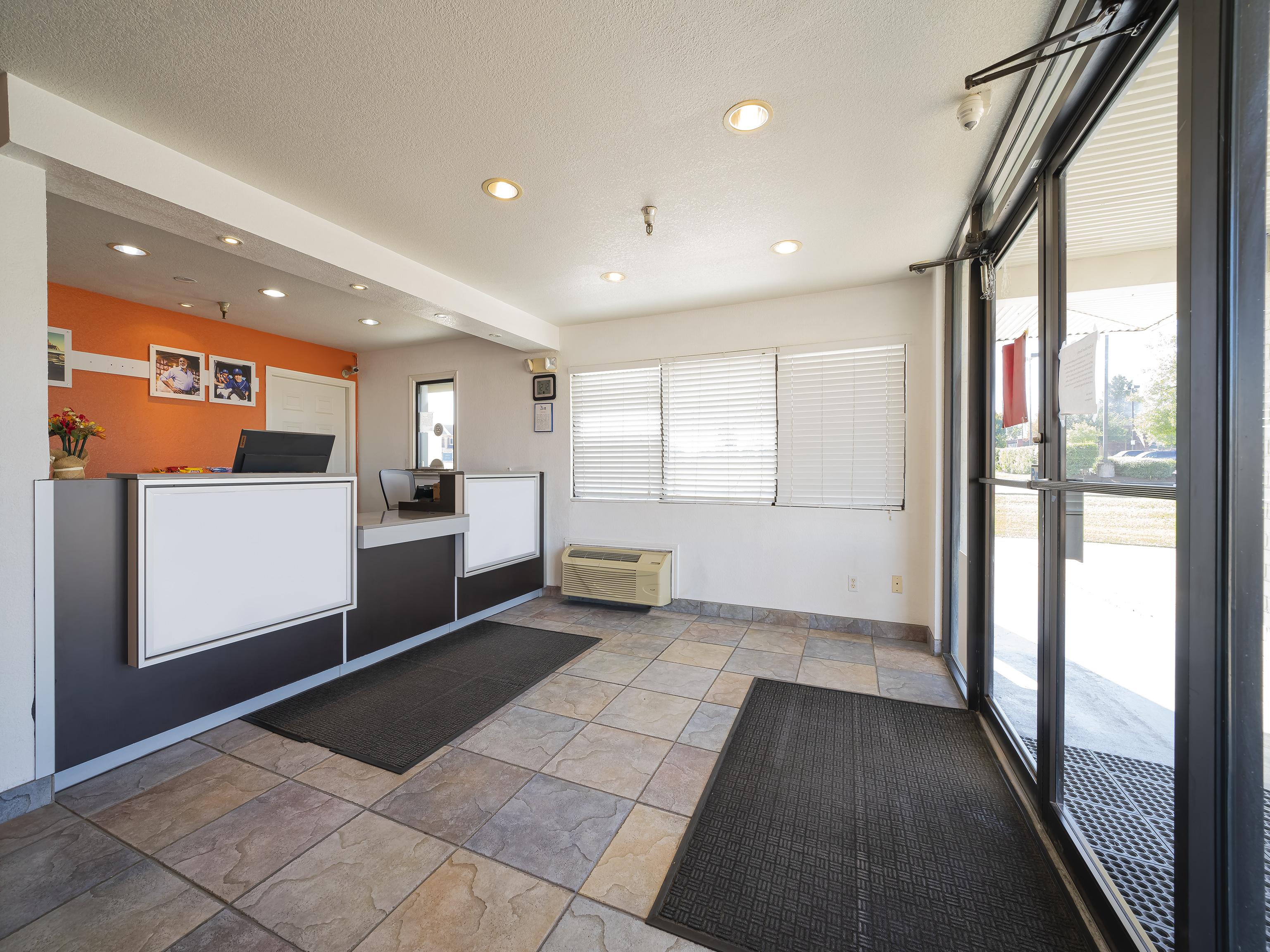 Motel 6-Humble, Tx Bagian luar foto