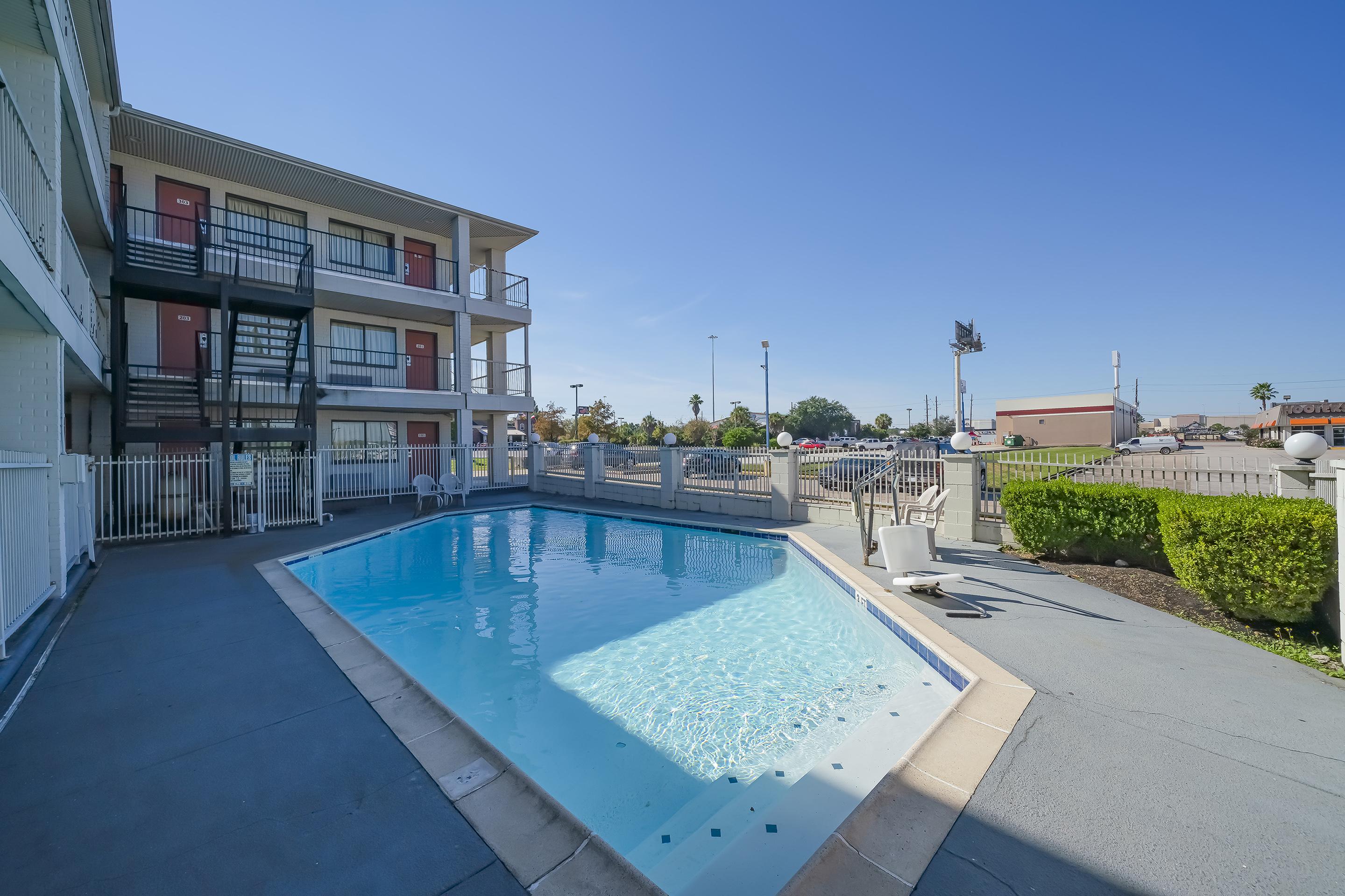 Motel 6-Humble, Tx Bagian luar foto